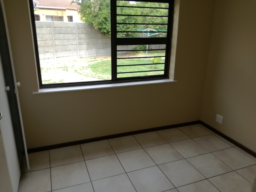 To Let 3 Bedroom Property for Rent in West Riding Western Cape